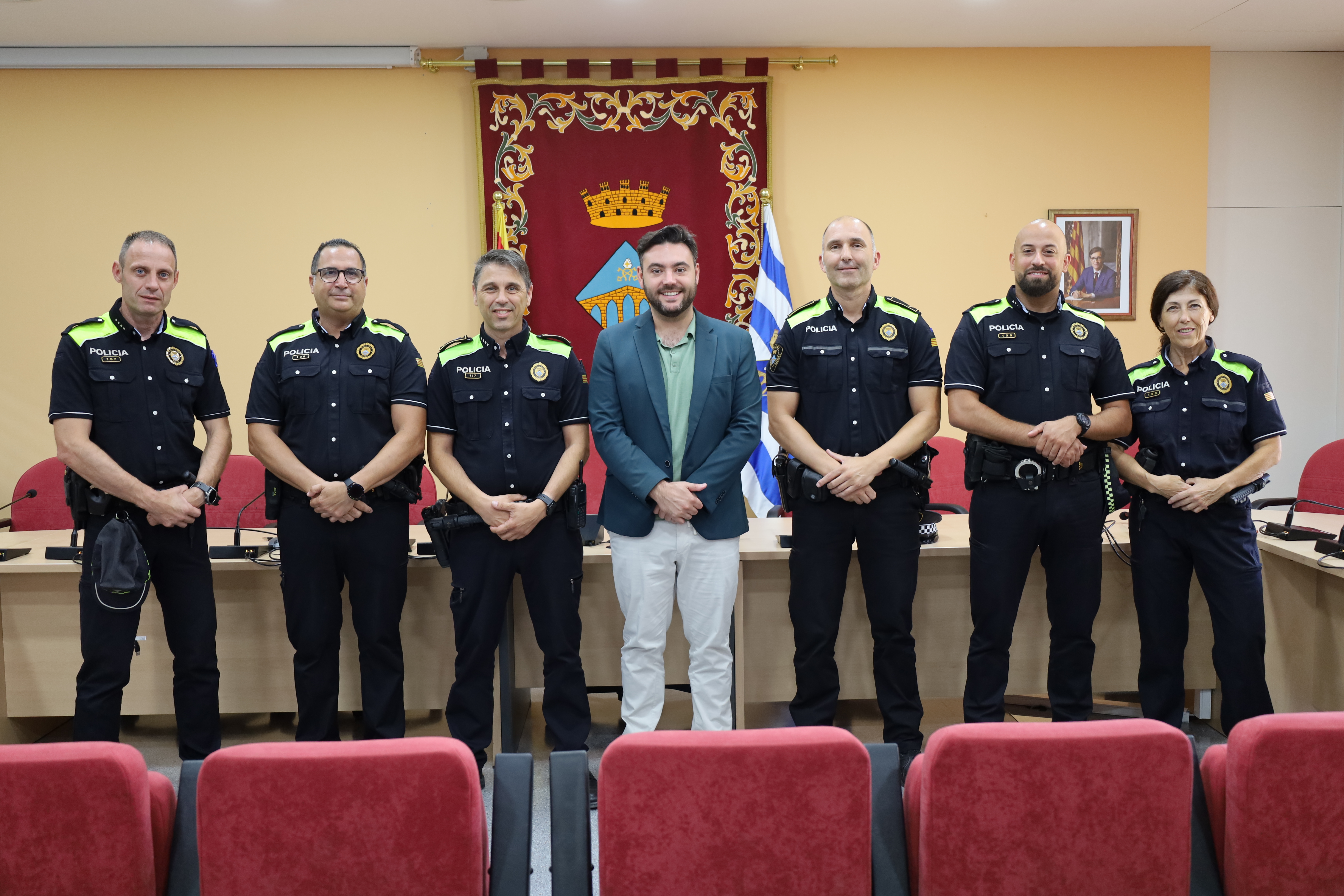 Presa de possessió de cinc nous agents de la Policia Local de Sallent com a funcionaris de carrera
