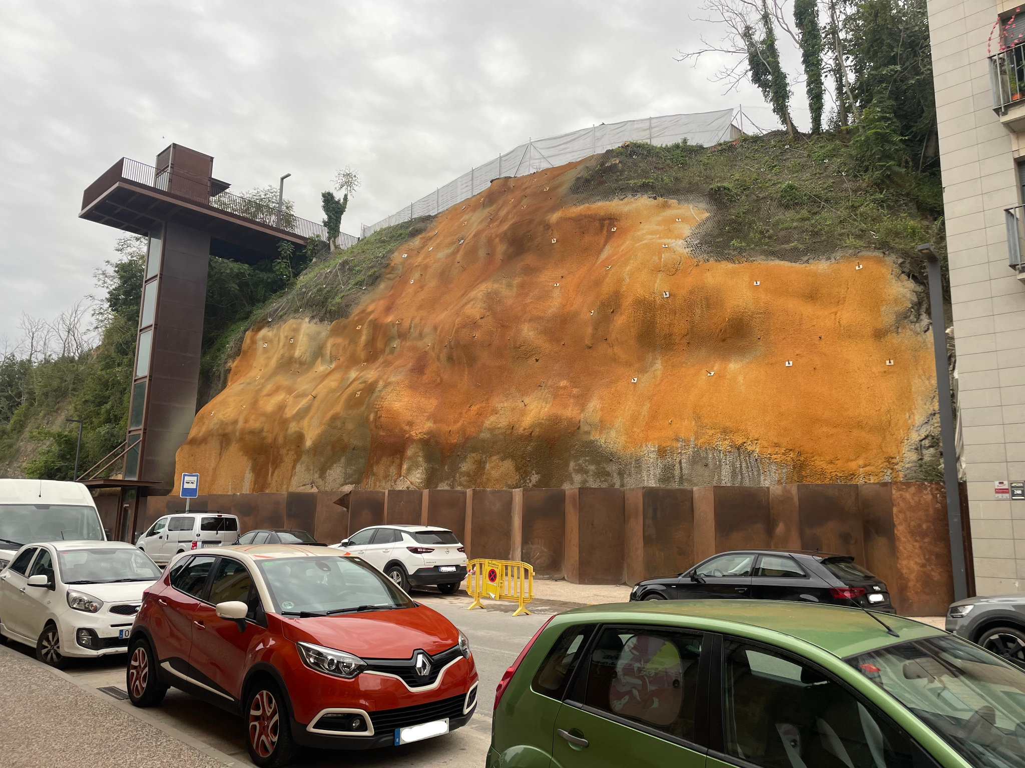 L'Ajuntament de Sallent estabilitza definitivament el talús del carrer de l'Estació