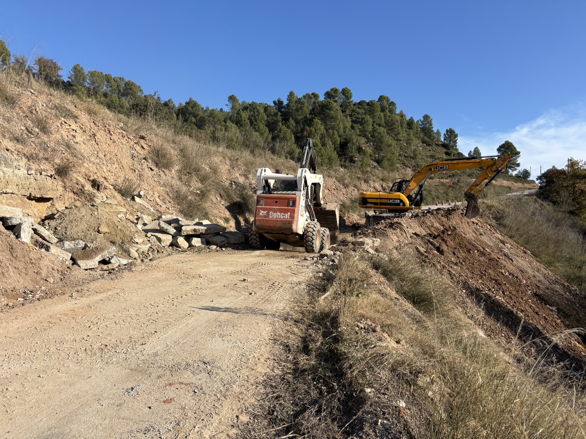 Aquesta setmana han començat les obres d'arranjament del camí de Sant Martí de Serraïma